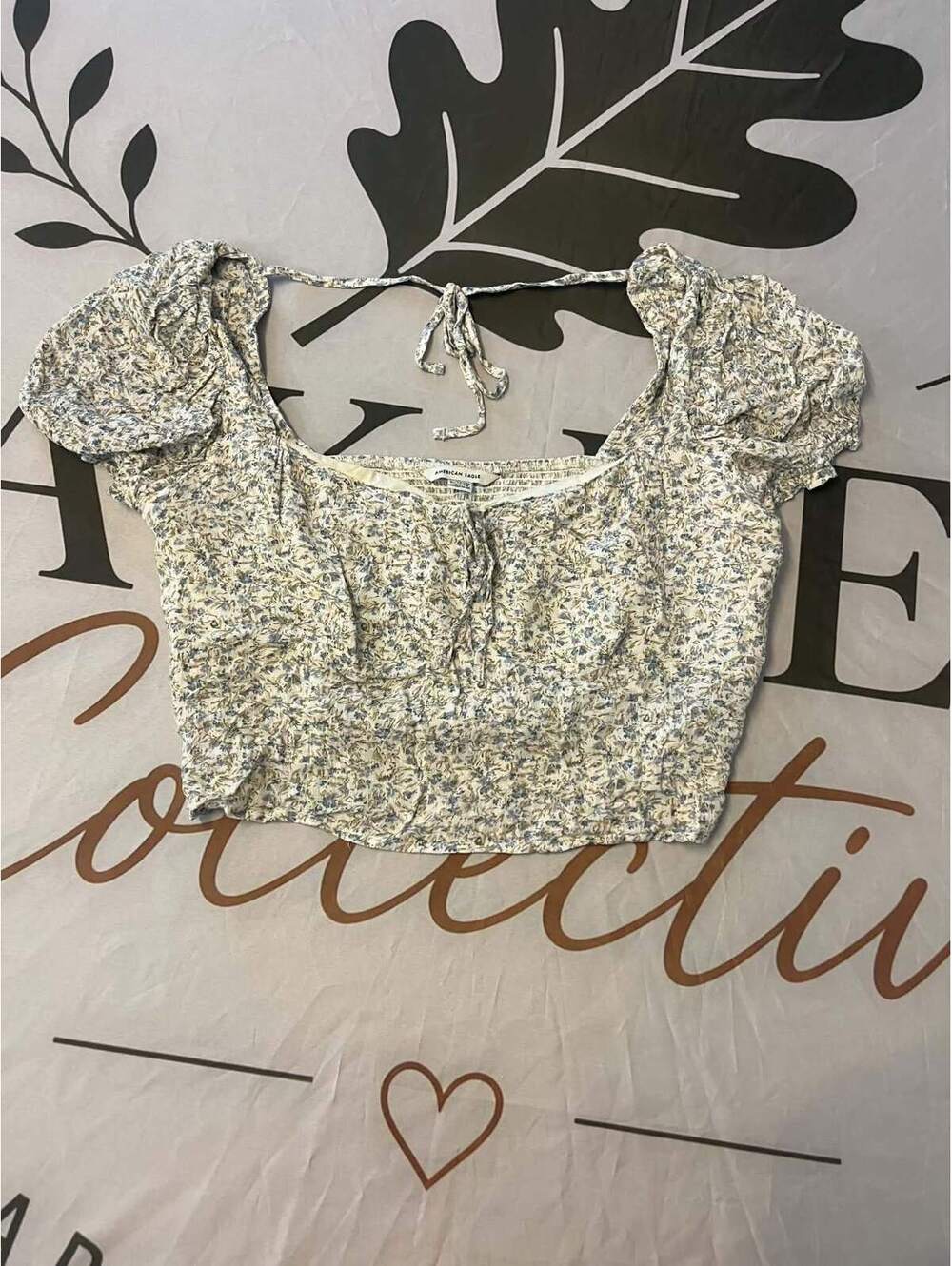 American Eagle Floral XL Crop Top with Puff Sleeves